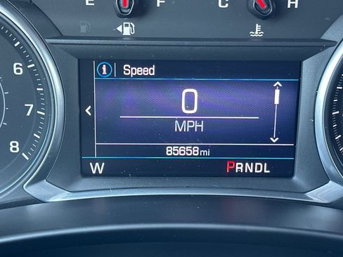Used 2022 Chevrolet Equinox LT w/ Driver Convenience Package FWD image 35
