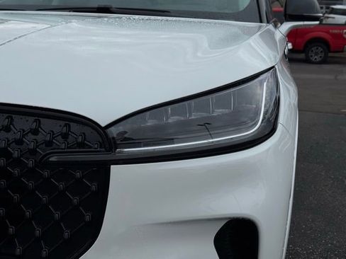 New 2026 Lincoln Aviator Reserve image 8