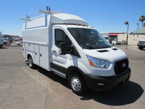 Used 2020 Ford Transit 350 DRW w/ Interior Upgrade Package RWD image 4