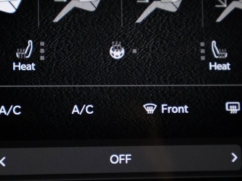 Used 2023 RAM 1500 Big Horn image 36