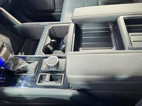 Used 2024 Toyota Tundra Limited image 16