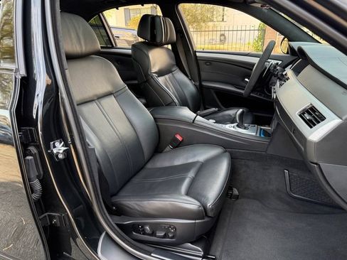Used 2009 BMW M5 RWD image 29
