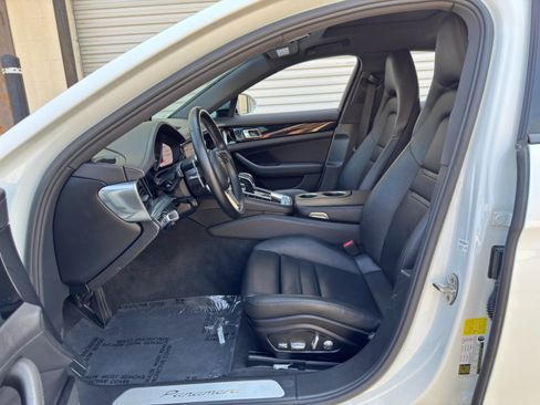 Used 2019 Porsche Panamera RWD image 15