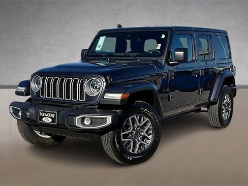 Used 2025 Jeep Wrangler Sahara image 1