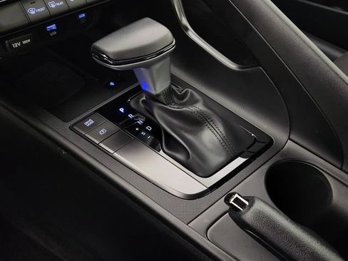 Certified 2025 Hyundai Elantra Sport FWD image 19
