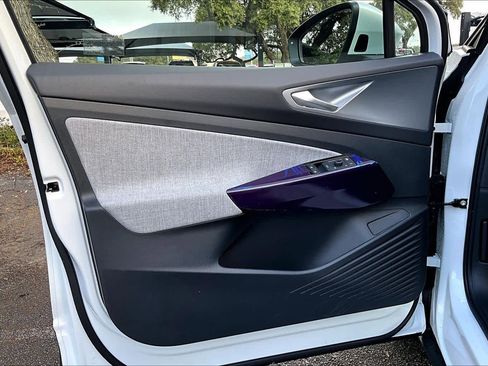 New 2026 Volkswagen ID.4 Pro image 10