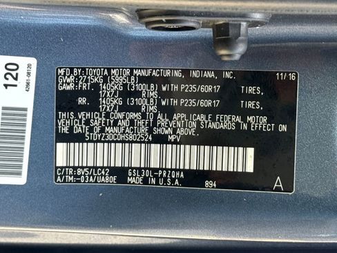 Used 2017 Toyota Sienna XLE image 30
