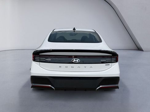 New 2026 Hyundai Sonata Blue FWD image 4