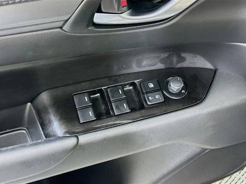 Used 2023 MAZDA CX-5 AWD 2.5 S w/ Select Package image 15