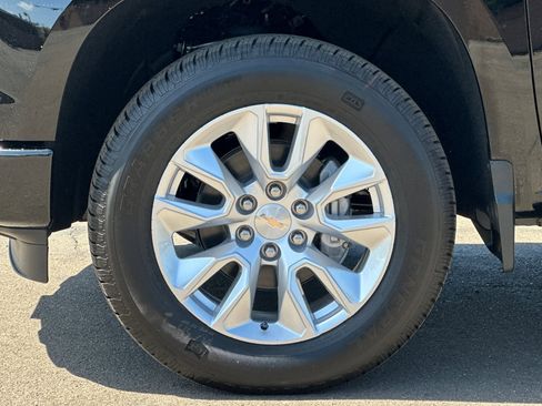 New 2025 Chevrolet Silverado 1500 Custom image 24