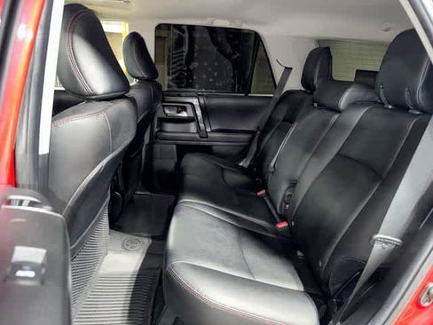 Certified 2022 Toyota 4Runner TRD Off-Road Premium w/ Moonroof Package AWD/4WD image 17