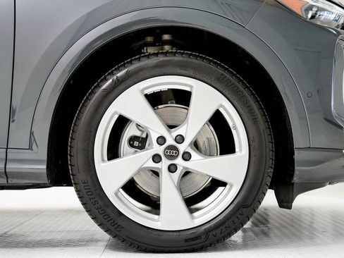 Used 2025 Audi Q5 Prestige image 27