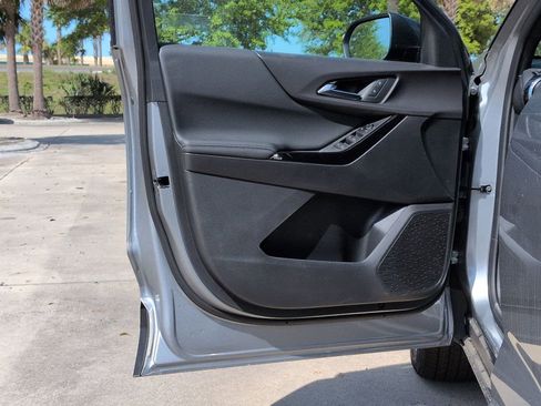 New 2026 Chevrolet Equinox LT w/ Safety and Technology Package image 8