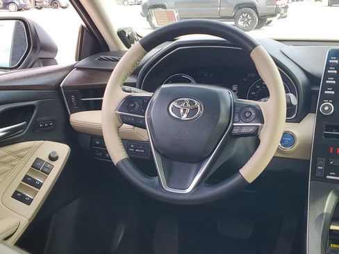 Certified 2020 Toyota Avalon Limited image 25