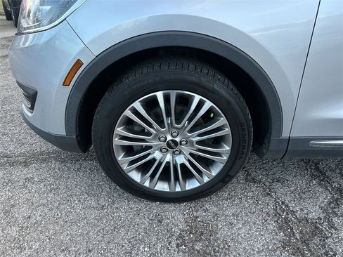 Used 2018 Lincoln MKX Reserve image 10