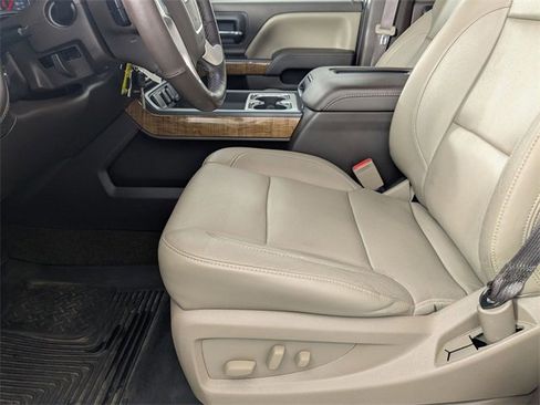 Used 2017 GMC Sierra 2500 SLT w/ Driver Alert Package image 13