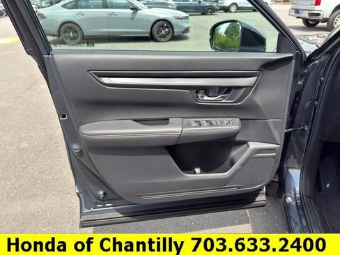 Used 2025 Honda CR-V Sport image 20