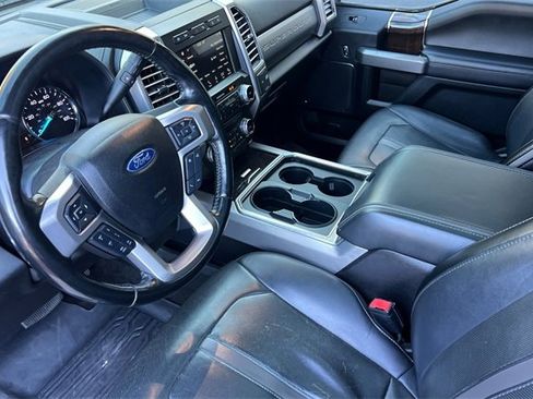 Used 2017 Ford F250 Platinum w/ Platinum Ultimate Package image 10
