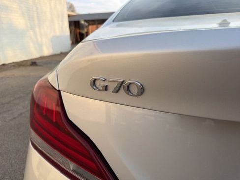 Used 2019 Genesis G70 2.0T Advanced w/ Sport Package image 18