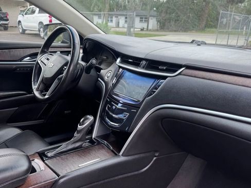 Used 2018 Cadillac XTS Luxury image 10