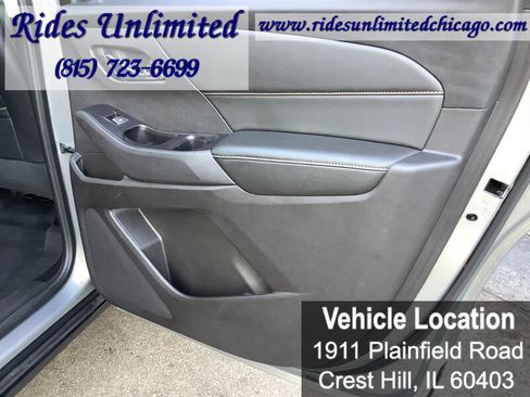 Used 2018 Chevrolet Traverse LT AWD/4WD image 15