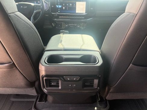 Used 2023 Chevrolet Silverado 1500 ZR2 w/ Technology Package image 20