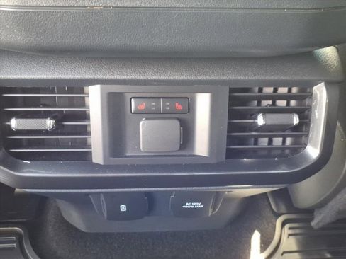 Certified 2022 Ford F150 Lariat w/ Equipment Group 502A High image 15