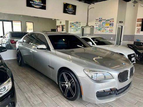 Used 2013 BMW 740Li RWD image 1