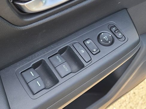 Used 2023 Honda CR-V Sport image 11