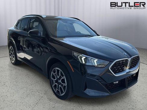 Used 2025 BMW X2 xDrive28i w/ Premium Package AWD/4WD image 7