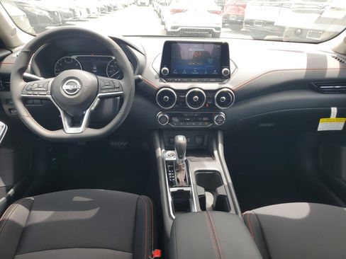 New 2025 Nissan Sentra SR w/ Midnight Edition image 13