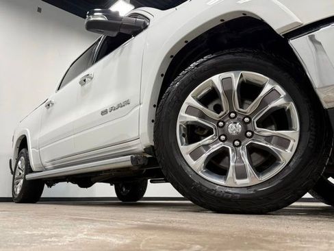 Used 2022 RAM 1500 Limited image 3