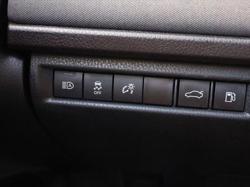 Certified 2025 Toyota Camry LE image 21