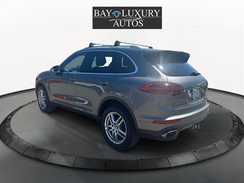 Used 2016 Porsche Cayenne image 44