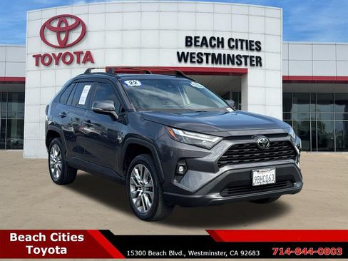 Used 2022 Toyota RAV4 XLE Premium AWD/4WD image 2