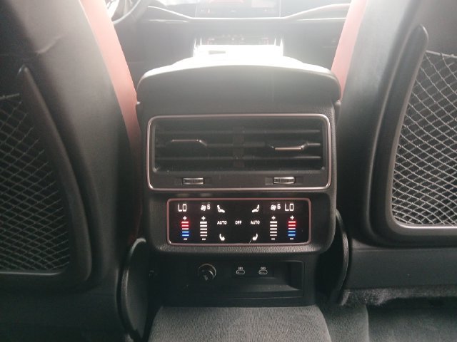 Used 2023 Audi SQ8 Premium Plus AWD/4WD image 45