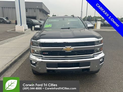 Used 2015 Chevrolet Silverado 2500 LTZ w/ LTZ Plus Package AWD/4WD image 5