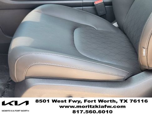 New 2026 Kia Carnival SX w/ SX Dark Edition Package FWD image 17