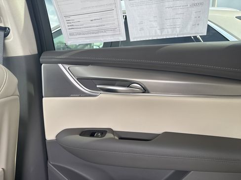 Used 2022 Cadillac XT5 Premium Luxury image 30