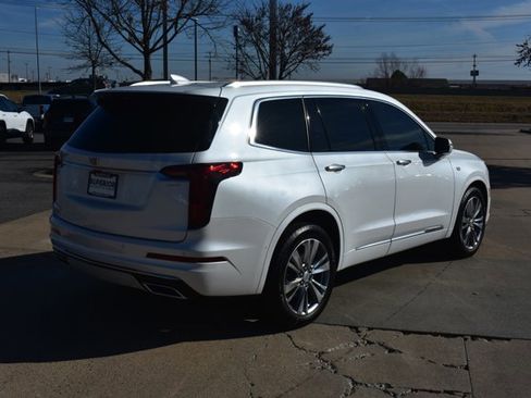 Used 2024 Cadillac XT6 Premium Luxury w/ Technology Package image 5