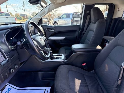 Used 2022 Chevrolet Colorado LT w/ Fleet Safety Package image 12