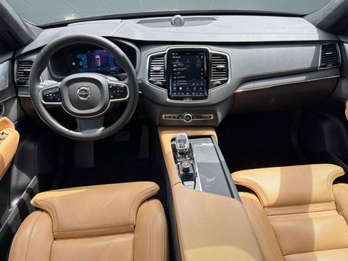 Certified 2023 Volvo XC90 T8 Ultimate w/ Lounge Package AWD/4WD image 16