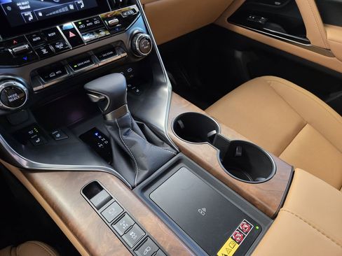 Used 2026 Lexus LX 600 4WD w/ Luxury Package image 20