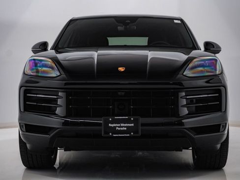 Certified 2026 Porsche Cayenne Coupe AWD/4WD image 6