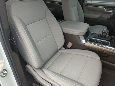 Used 2025 Chevrolet Silverado 1500 RST w/ Max Trailering Package image 34