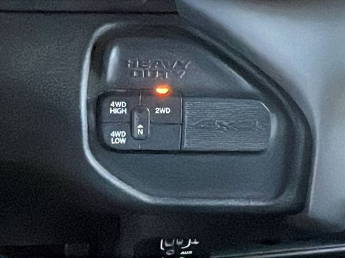 Used 2024 RAM 2500 Big Horn image 26