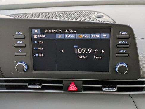 New 2026 Hyundai Elantra SE image 17