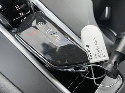 New 2026 Volkswagen Atlas SE image 35