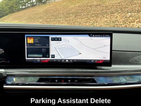 Used 2025 BMW 740i xDrive image 22