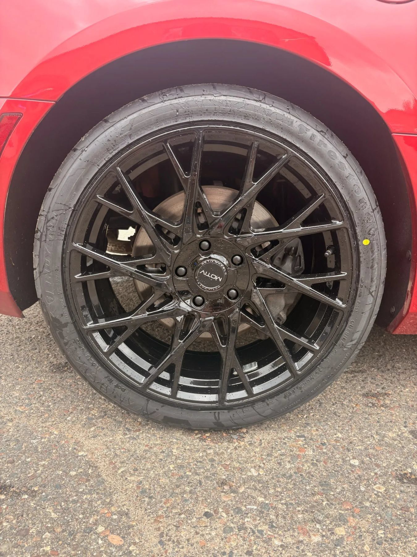 Used 2018 Chevrolet Camaro SS RWD image 7